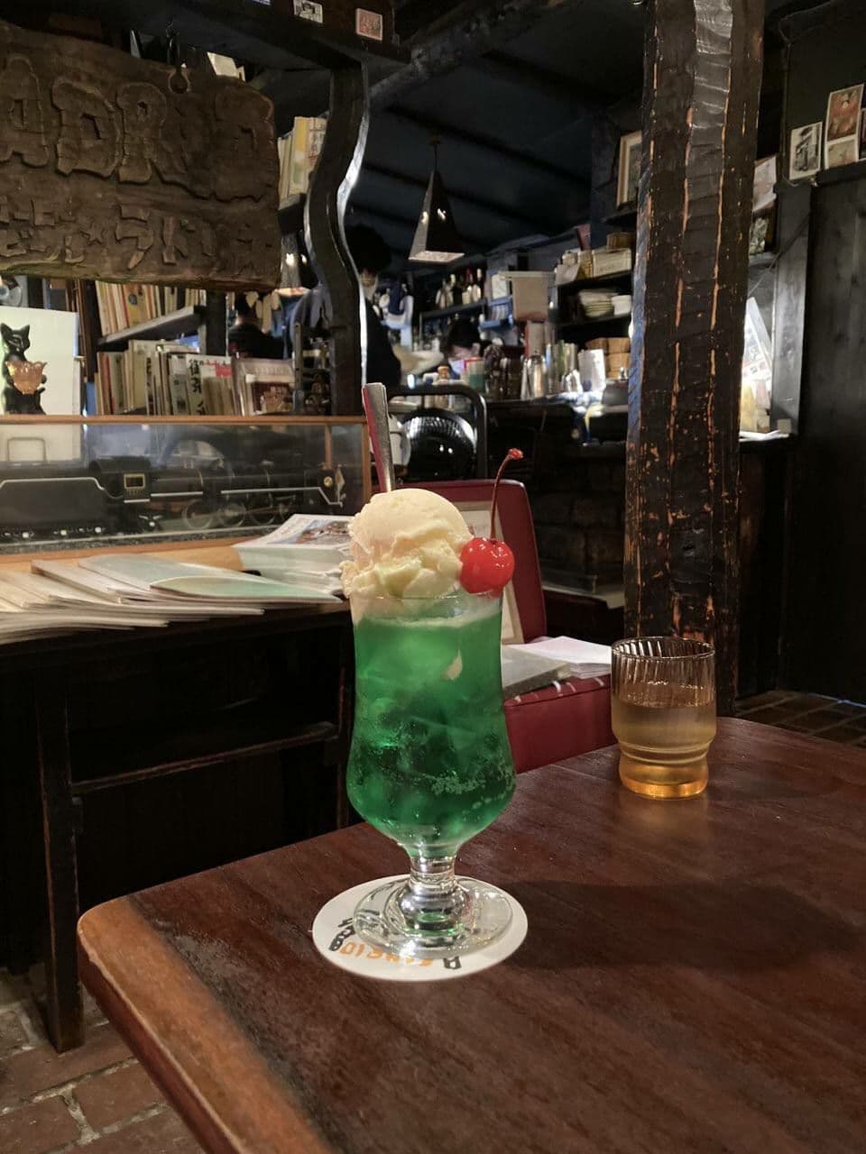 图片[6]-酒吧/清吧/车内-PUA泡学资源网 | 收录全网PUA和情感课程