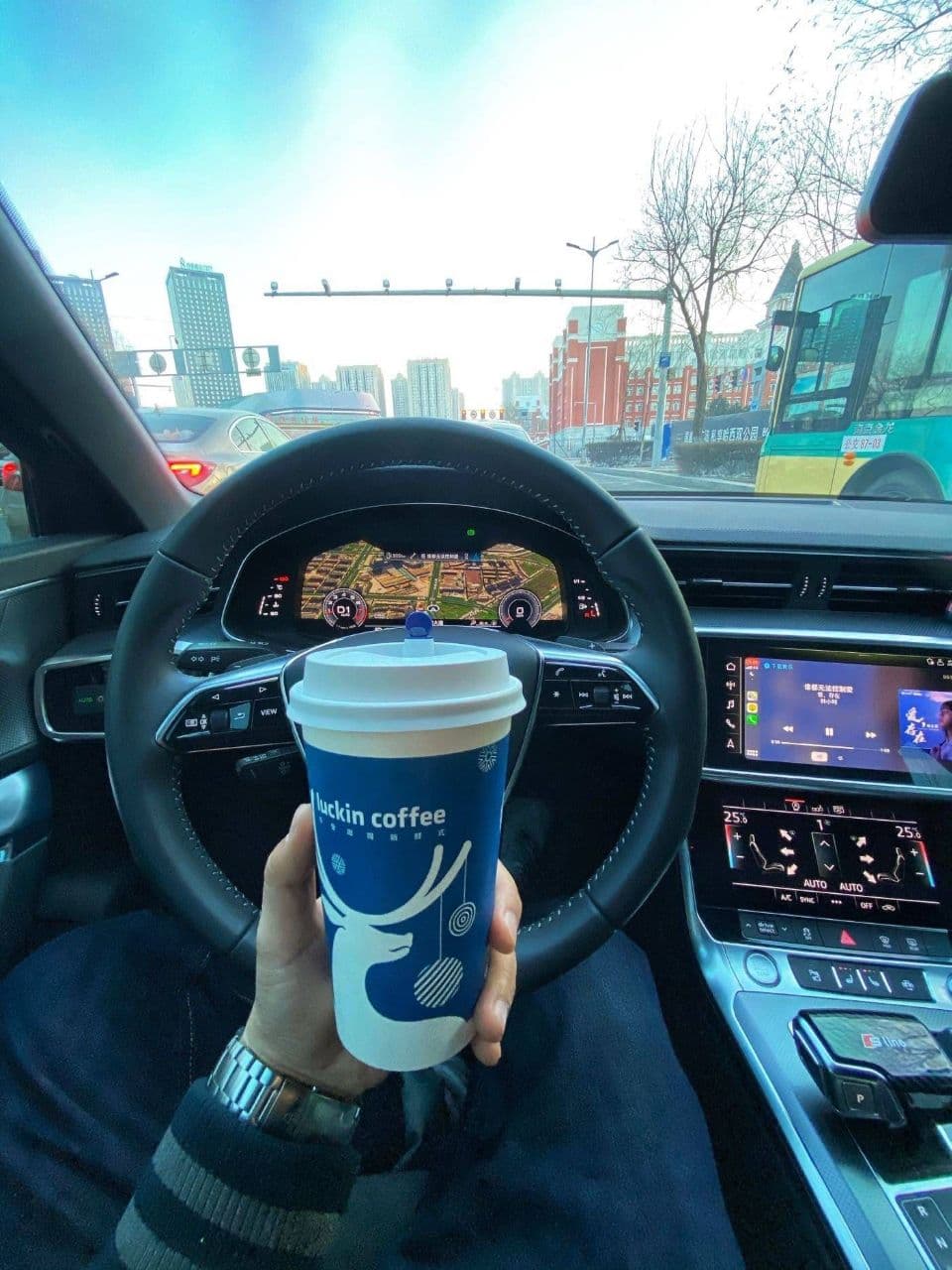 图片[3]-酒吧/清吧/车内-PUA泡学资源网 | 收录全网PUA和情感课程